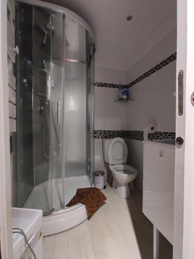 Agreable T2 Au Centre De Luchon Apartment