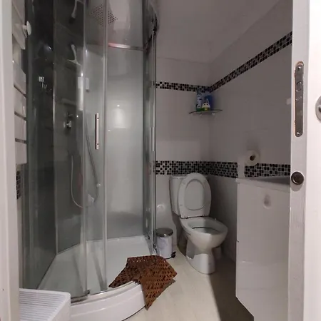Agreable T2 Au Centre De Luchon Apartment Bagneres-de-Luchon Exterior photo